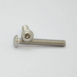 Винт ISO 7380 М 4х45 А2